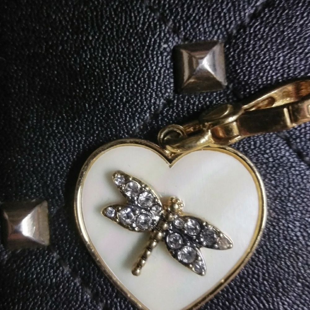 Juicy firefly charm